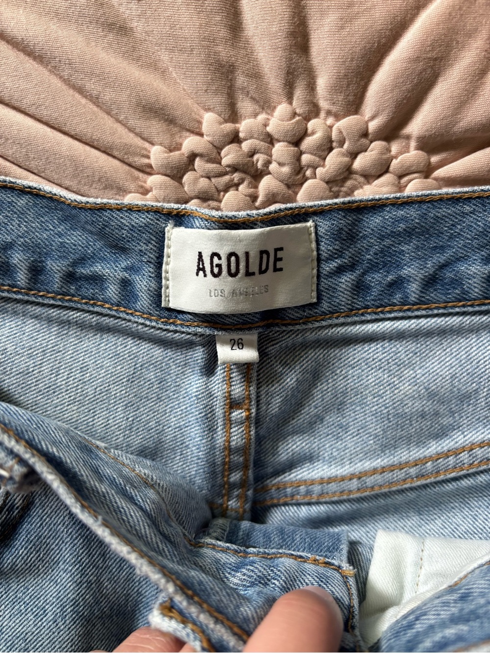 AGOLDE Riley Short in Snapshot - Picture 3 of 5